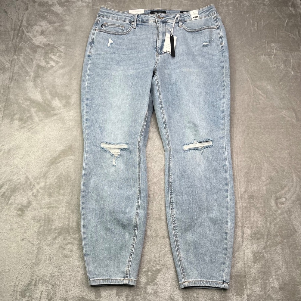 Judy Blue Jeans Womens 18W Blue Light Wash Skinny Fit Distressed Mid Rise New